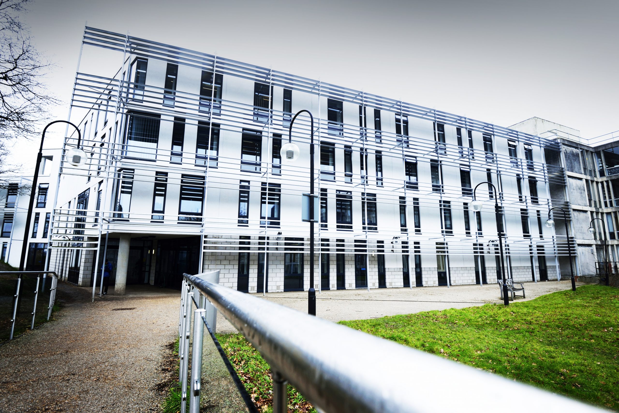 ISER's key role in new ESRC postgraduate centre - The Social Biological ...